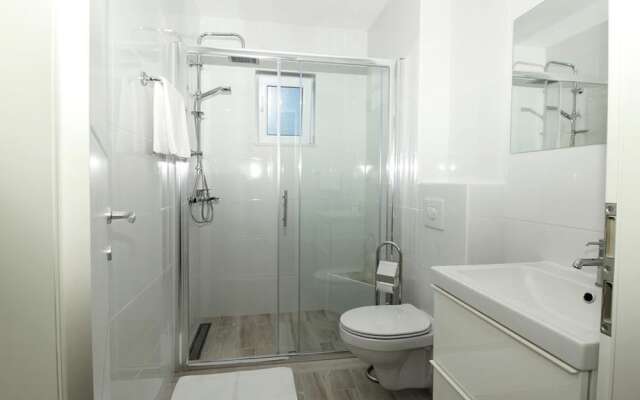 Modern Apartment in Mocici With Terrace