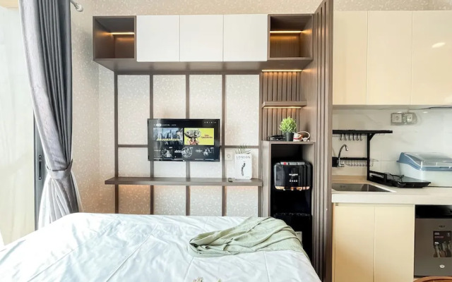 Comfort And Quiet Studio At Apartment Sky House Bsd