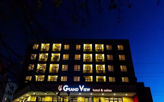Grand View Hotel & Suites