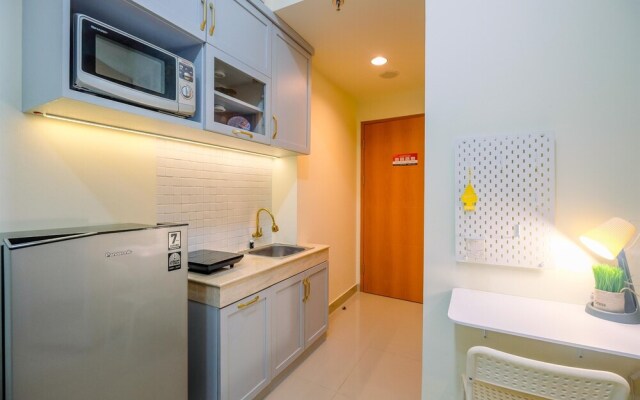 Warm And Cozy Studio Evenciio Apartment Margonda Near Ui