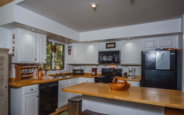 Bearadise 3 Bedroom House