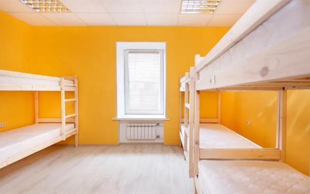 Four Squares Novoslobodskaya