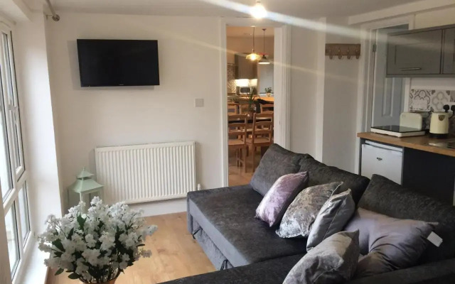 Huge6BedroomHouse in Sheringham