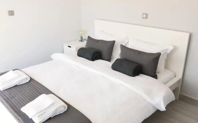 Athens Riviera Loft