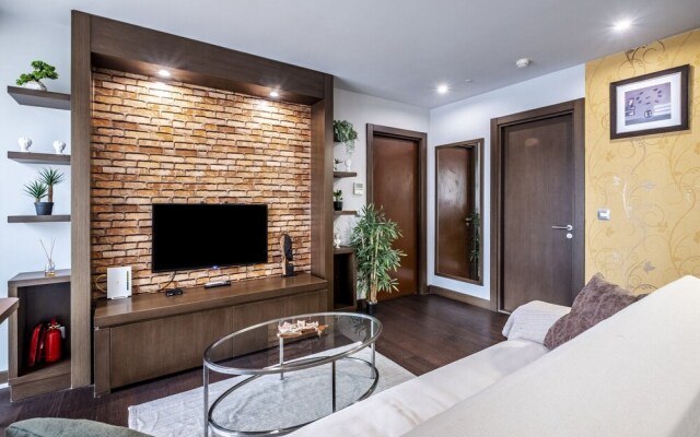 Sleek Residence Flat in Maltepe