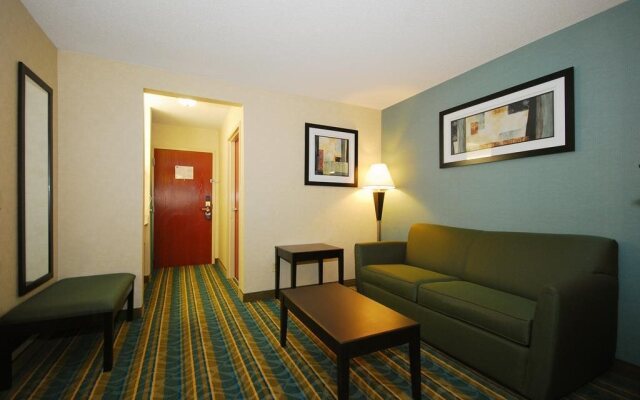 Best Western Plus Berkshire Hills Inn & Suites