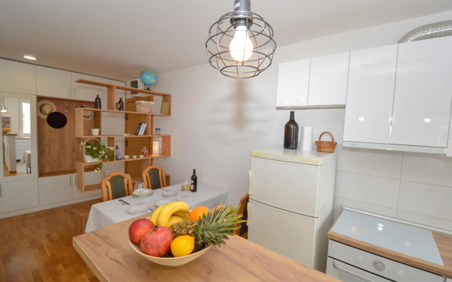 Shine24 - Spacious and bright apartment - NEW