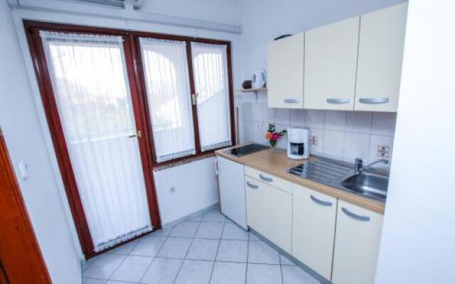 Apartments Ritoša