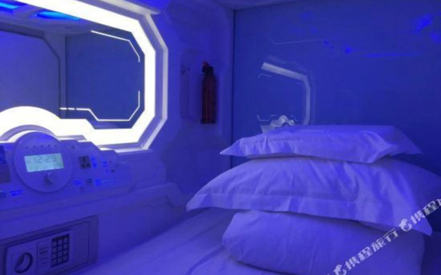Shenzhen Xinchao Capsule Cabin Hotel