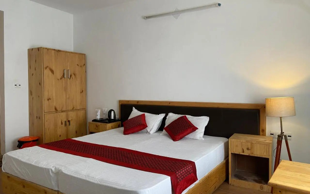 Tara Guest House