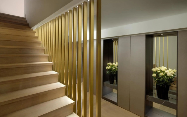 NJV Athens Plaza Hotel