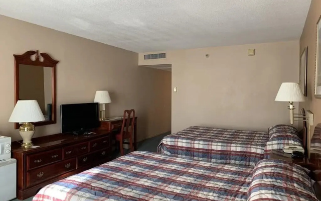 Hardman House Inn & Suites