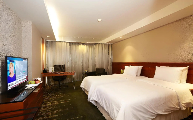 Lao Plaza Hotel