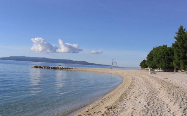 Apartment Dejan Makarska