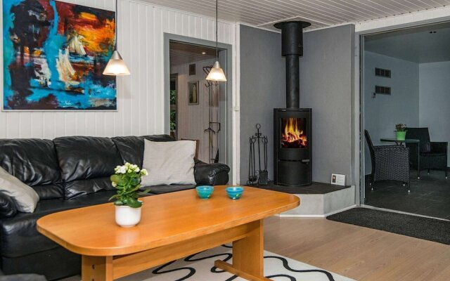 8 Person Holiday Home in Ebeltoft-by Traum