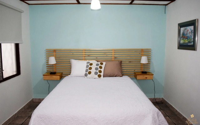 Trebol Amarillo Bed & Breakfast