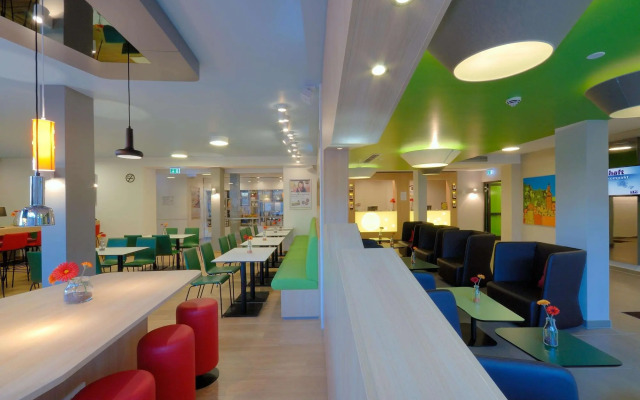 B&B Hotel Freiburg-Süd