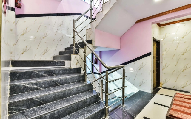 Shreesai Guestline by OYO Rooms