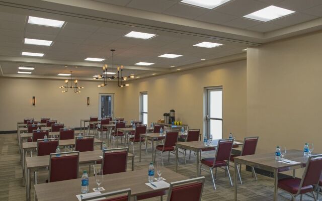 Four Points by Sheraton Midland