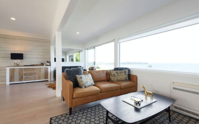 Coastal Home with Admire Lovely Sea View