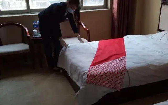 Anning Golden Harbor Hotel