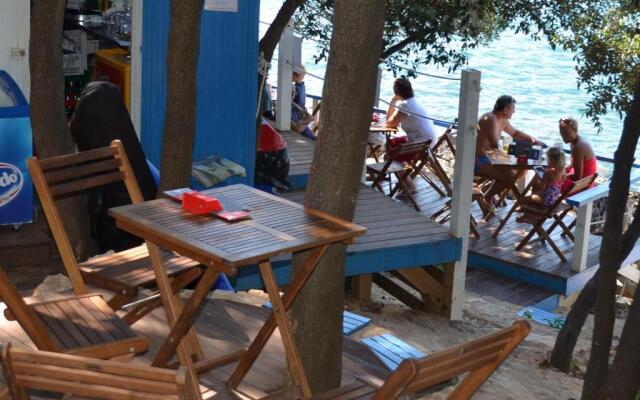 Apartments Antic