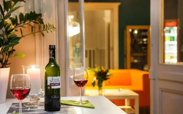 Blooms Boutique Hostel