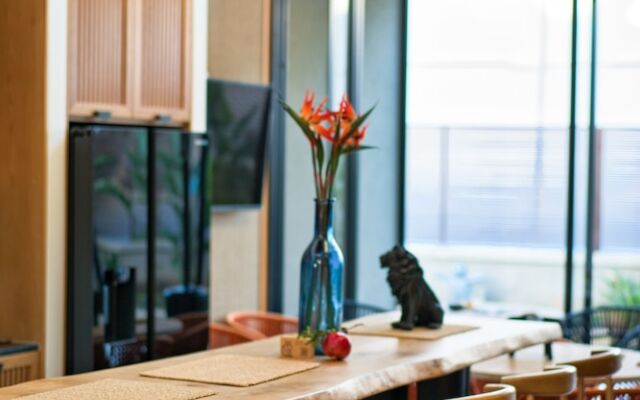 Capital Luxury Suites