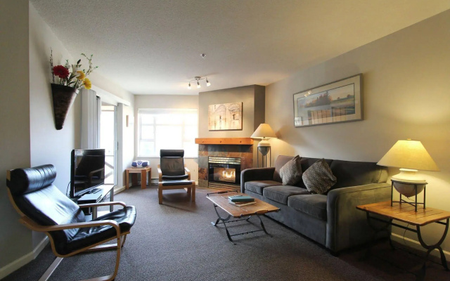 Marketplace Lodge by Whistler Retreats