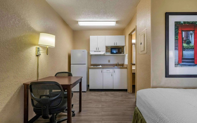 Extended Stay America Suites Lexington Nicholasville Road