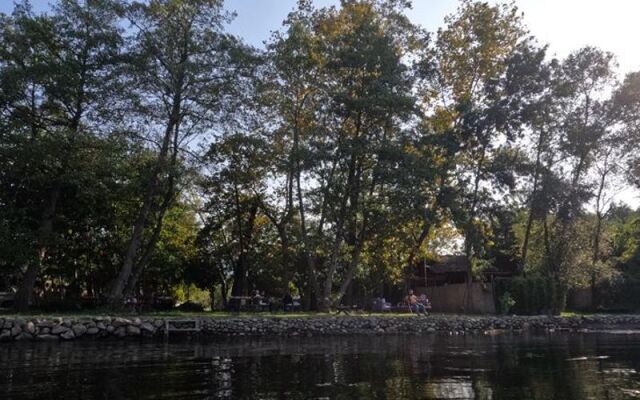 Alcedo Bungalov