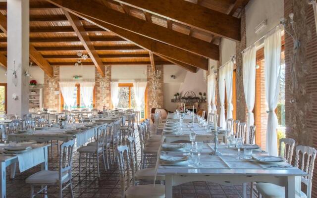 Valle Dell'Aquila Country House