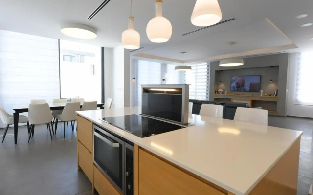 Exotic Villa Fantasy - Habuchim 3