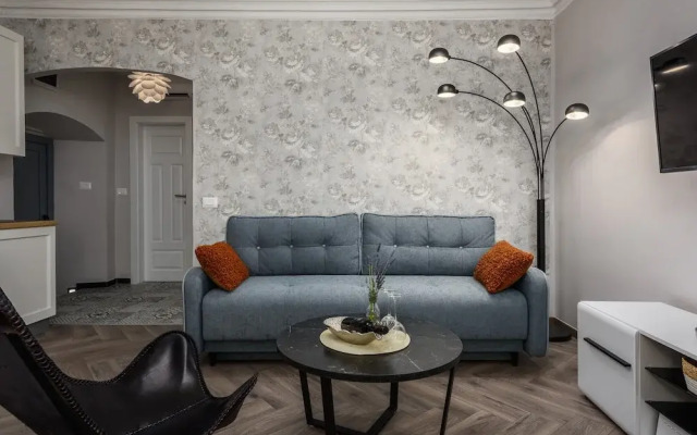 Modern Apartment in City Center