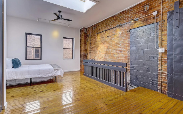 FRONTDESK Mariner's Court Apts Northern Liberties Philadelphia