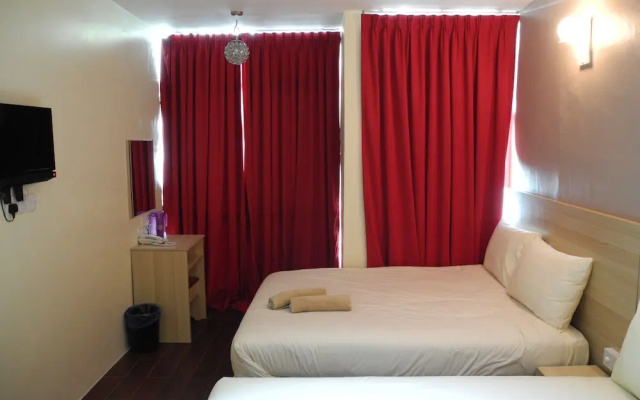 Hotel 18, Ipoh Aeon Mall
