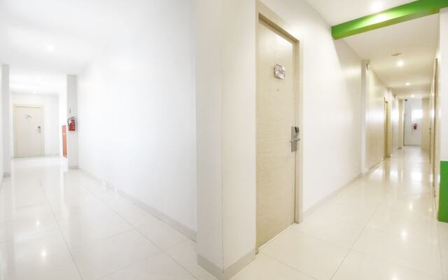 Airy Tampan HR Soebrantas KM 11,5 Pekanbaru