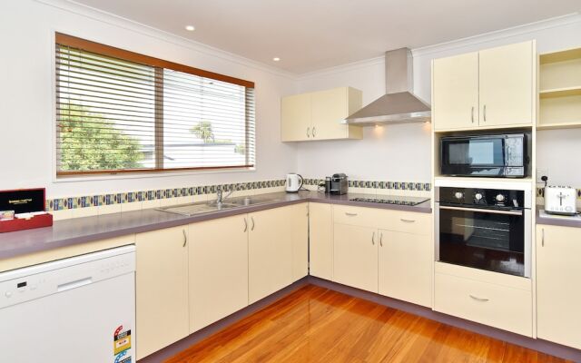 Panorama - Christchurch Holiday Homes