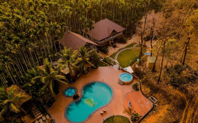 Woodpecker Exotic Retreat & Spa