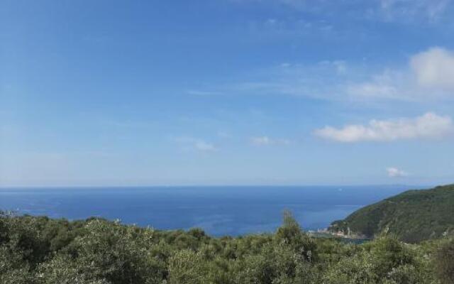 Guest House 3 Stars Parga