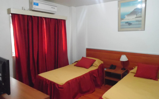 Hotel Adrazi