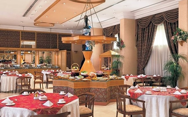 Ramal Kuwait Hotel