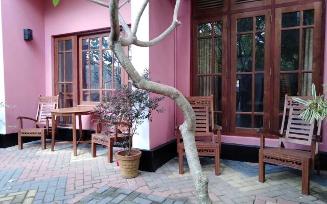 Lija Residence