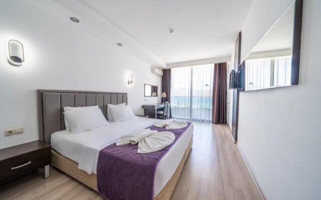 Supreme Beach - Adults Only