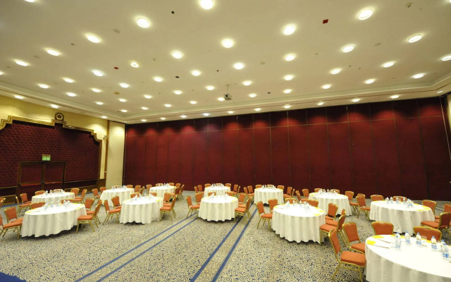 Domina El Sultan Hotel & Resort