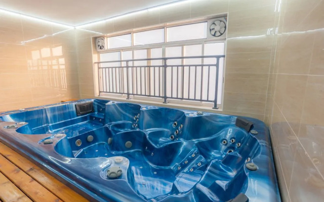 Rockabond Family Inn