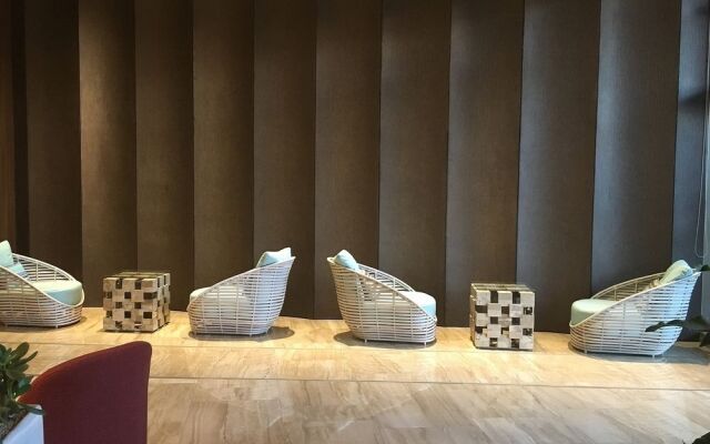 Shang Luxury Suites