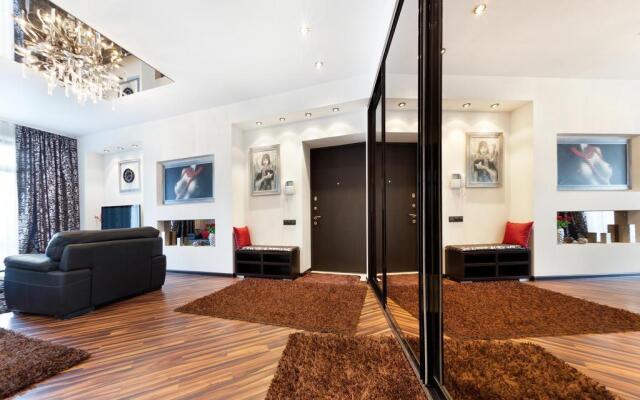 Alex Apartments