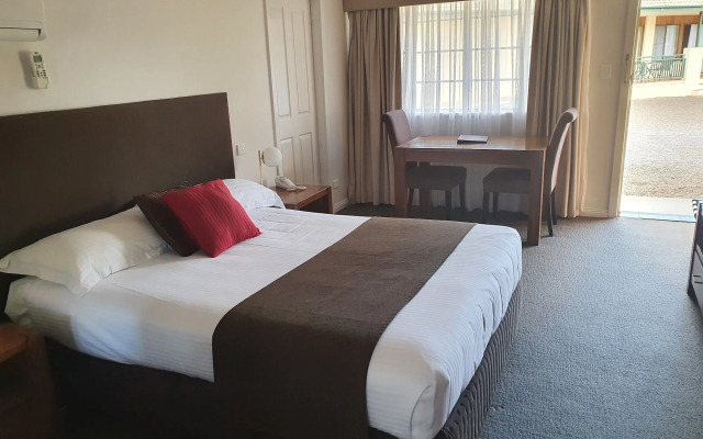 The Aston Motel - Tamworth