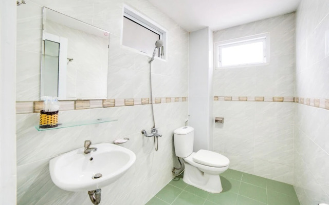 Oyo 576 Nhat Hoa Hotel